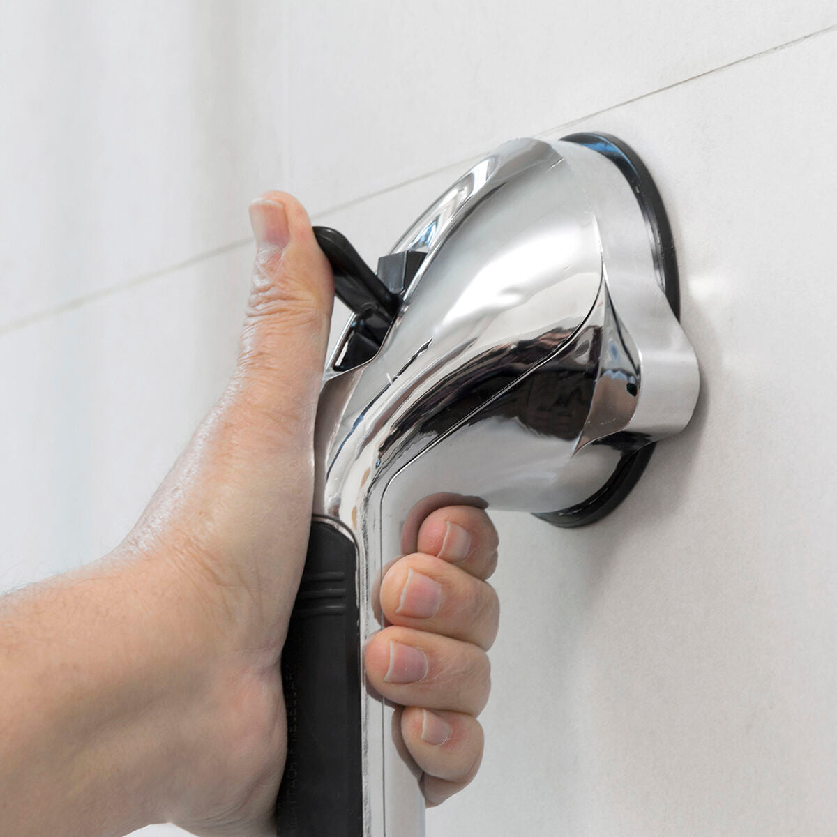 SafeGrip Suction Bath Handle