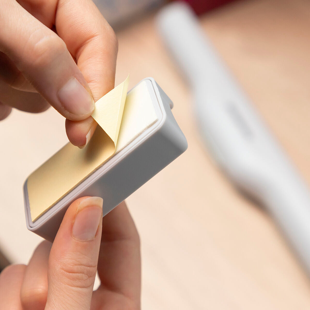 LumaSnap 2-in-1 Magnetic LED Lamp