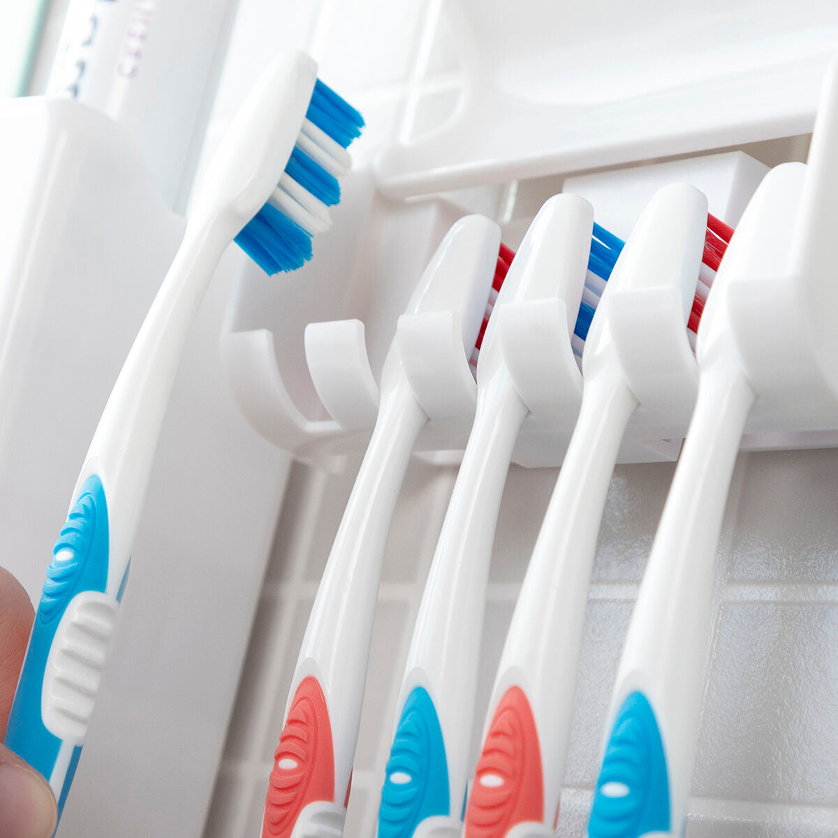 SqueezeEase Toothpaste Station